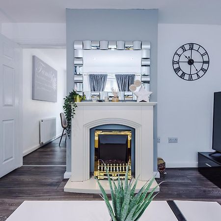 Comfort Place - 3 Bedroom House In Chester - Sleeps 6 Exteriör bild