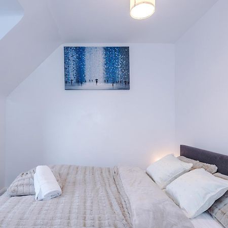 Comfort Place - 3 Bedroom House In Chester - Sleeps 6 Exteriör bild