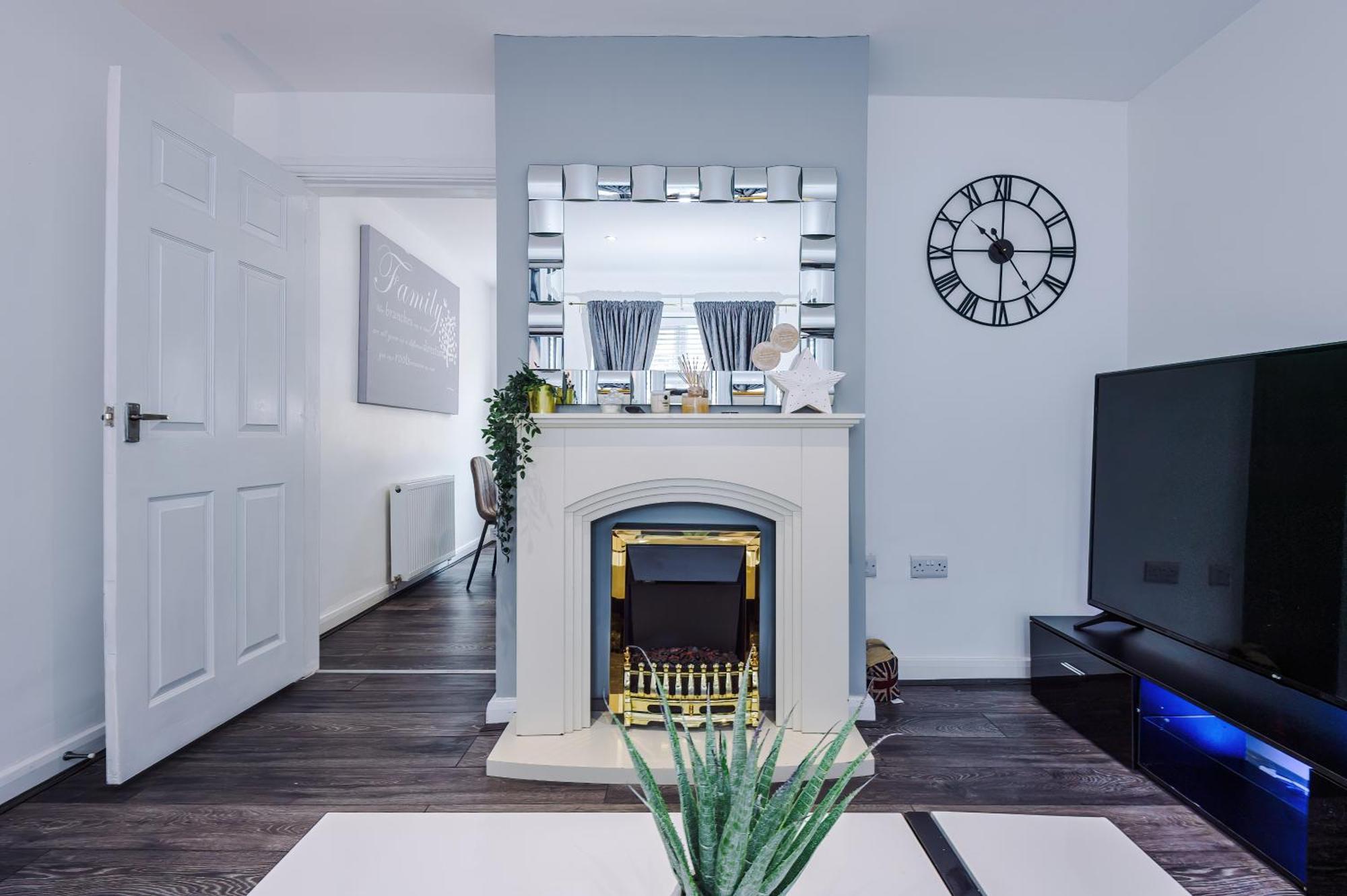 Comfort Place - 3 Bedroom House In Chester - Sleeps 6 Exteriör bild